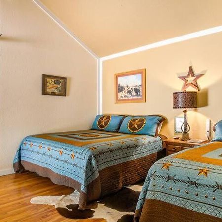 Ferienwohnung #3 Wrangler~Bandera Tin Star~Bandera, Tx. Exterior foto